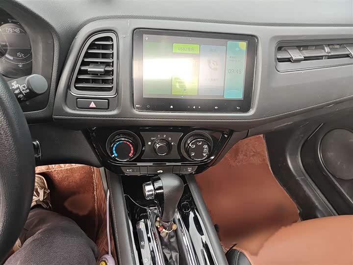 Фото 6 - Honda Vezel