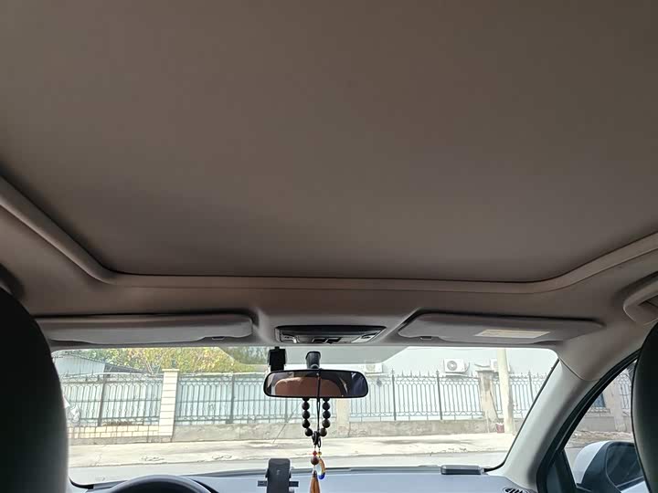 Фото 9 - Honda Vezel