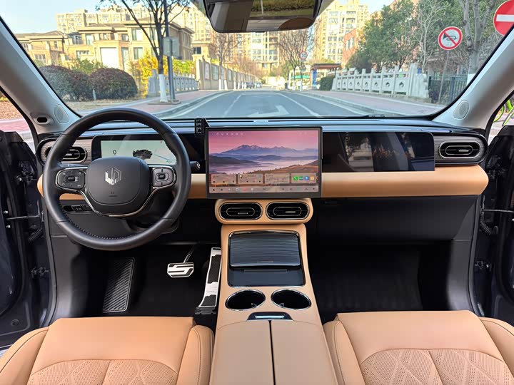 Фото 12 - Leapmotor C11