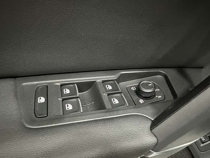 Фото 13 - Volkswagen Tayron