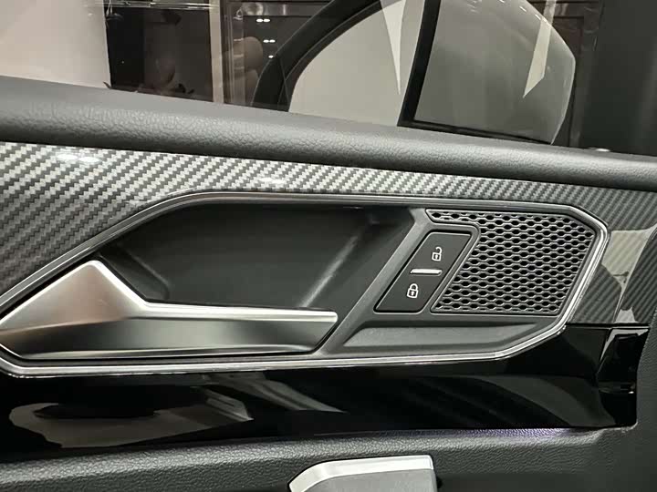 Фото 16 - Volkswagen Tayron