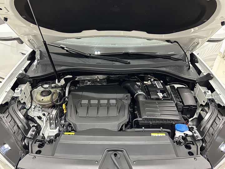 Фото 28 - Volkswagen Tayron