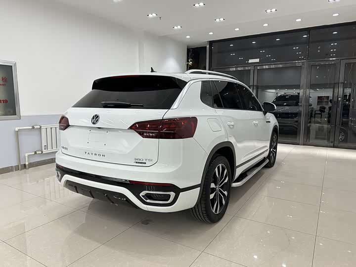 Фото 38 - Volkswagen Tayron