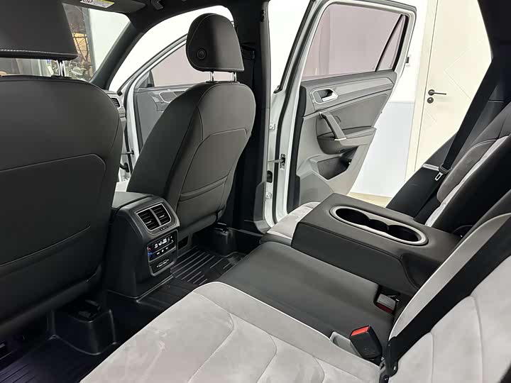 Фото 40 - Volkswagen Tayron