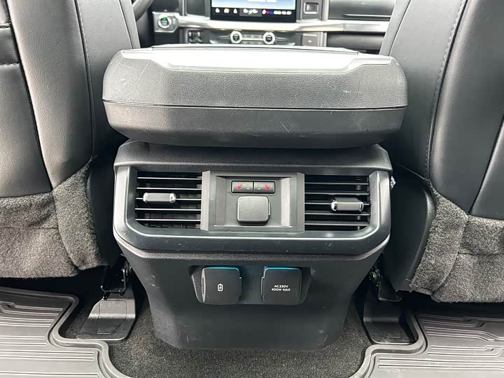 Фото 20 - Ford F-150 Raptor