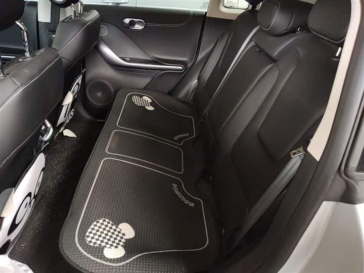 Фото 17 - Smart #1