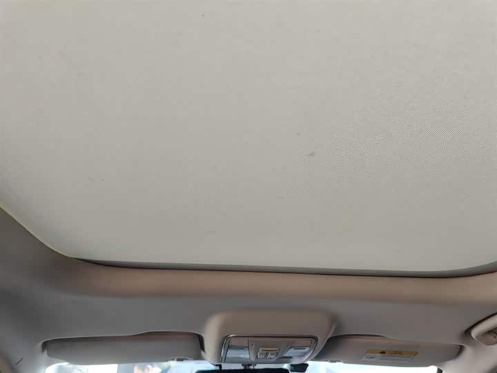 Фото 9 - Changan Oshan X7