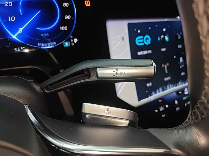 Фото 14 - Mercedes-Benz EQS