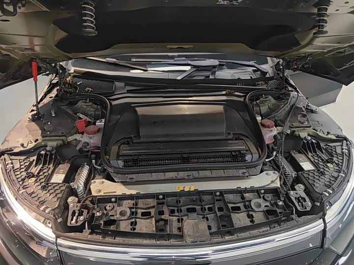 Фото 20 - Mercedes-Benz EQS