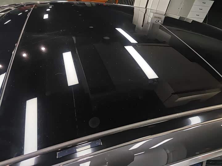 Фото 27 - Mercedes-Benz EQS