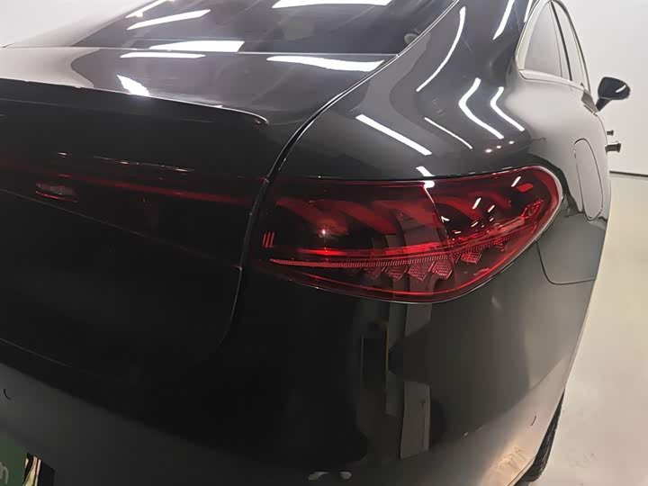 Фото 8 - Mercedes-Benz EQS