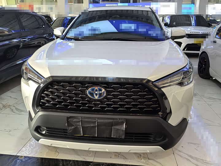 Фото 2 - Toyota Corolla Cross