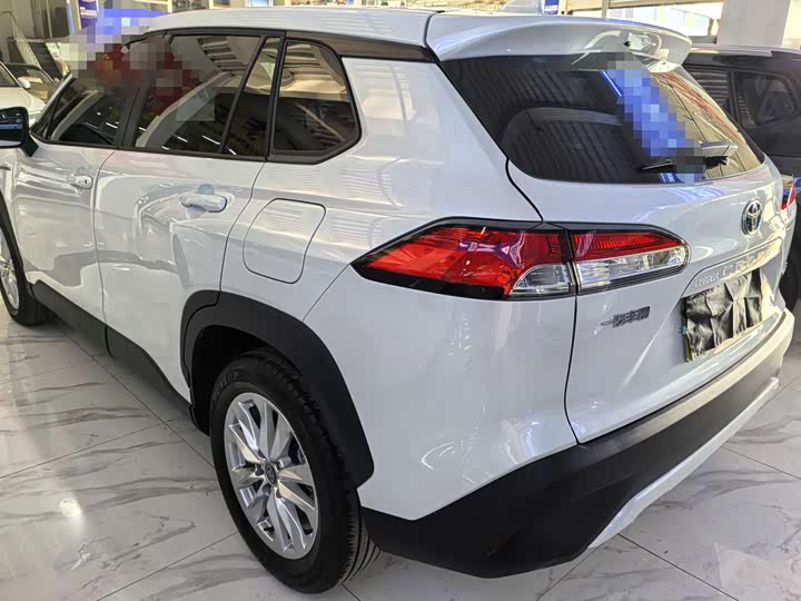 Фото 4 - Toyota Corolla Cross