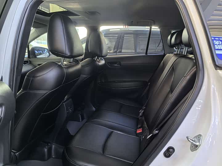 Фото 9 - Toyota Corolla Cross