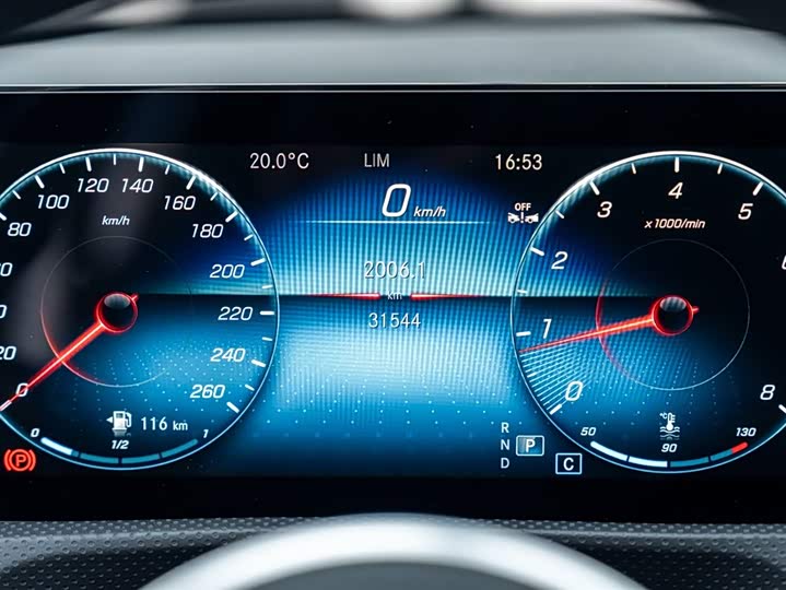 Фото 14 - Mercedes-Benz A-Class