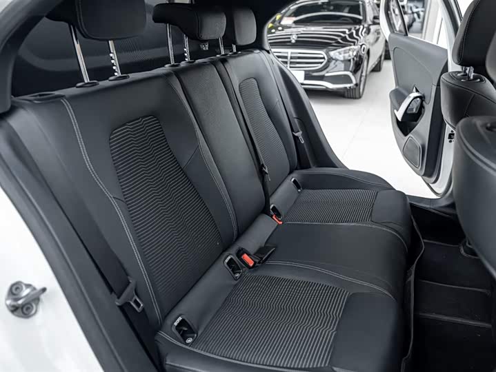 Фото 17 - Mercedes-Benz A-Class