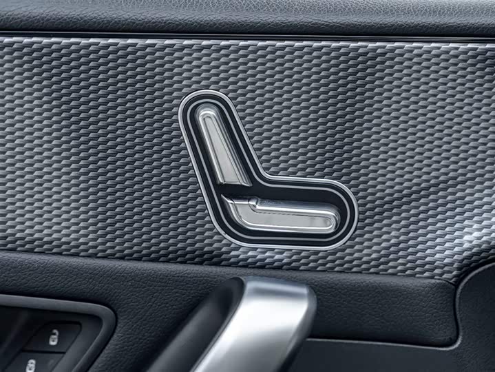 Фото 27 - Mercedes-Benz A-Class