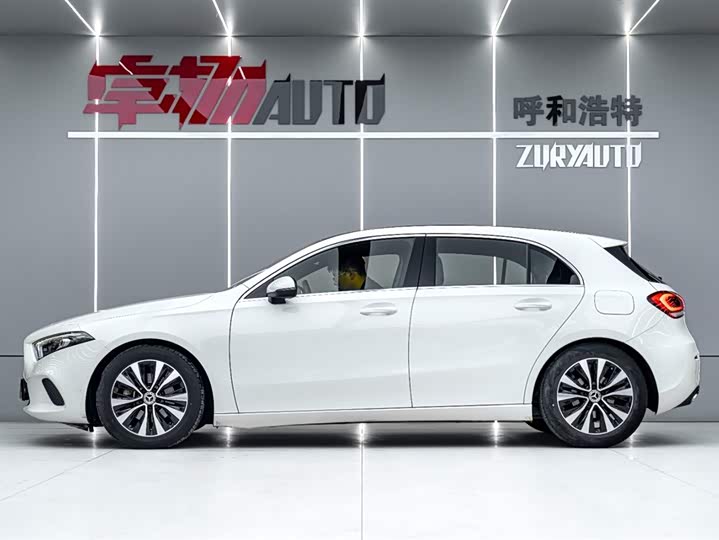 Фото 4 - Mercedes-Benz A-Class