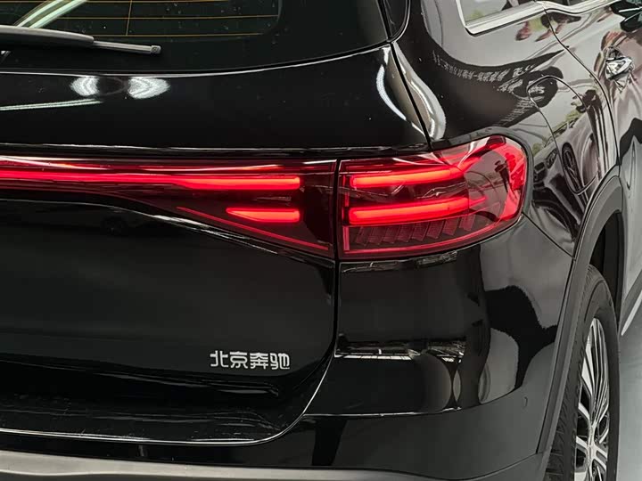 Фото 5 - Mercedes-Benz EQB