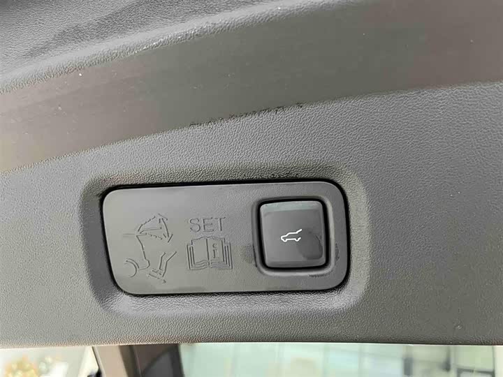 Фото 17 - Ford Mondeo