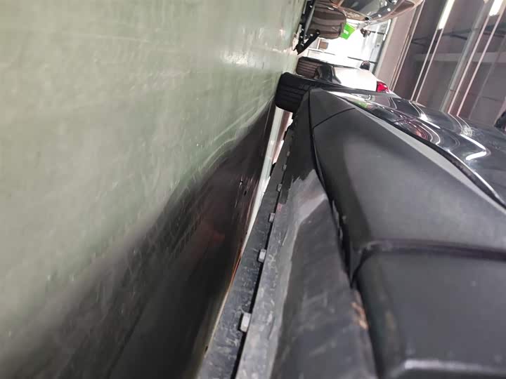 Фото 22 - Ford Mustang Mach-E