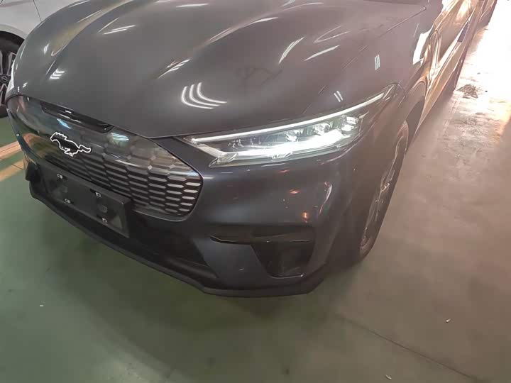 Фото 24 - Ford Mustang Mach-E