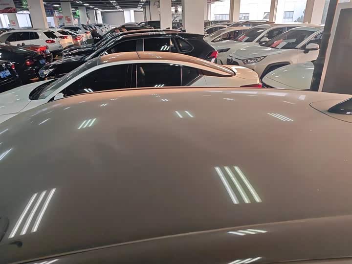 Фото 27 - Ford Mustang Mach-E