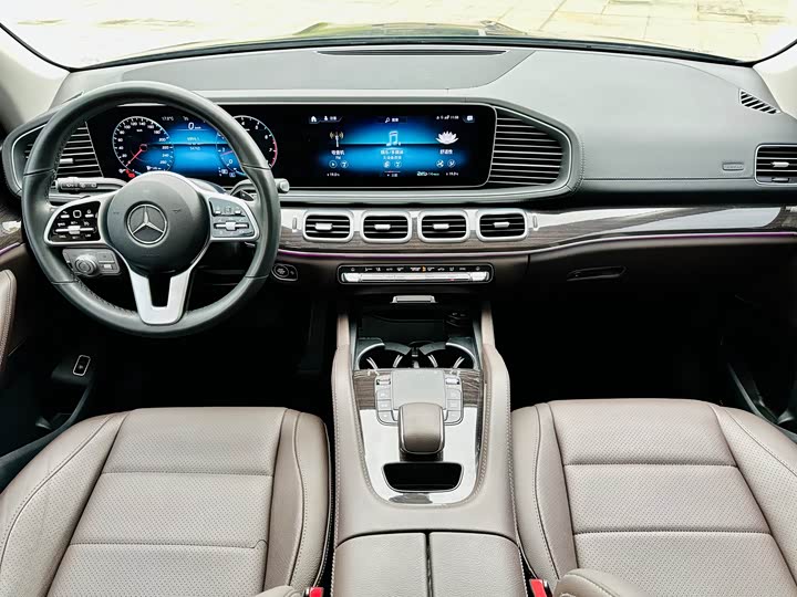 Фото 10 - Mercedes-Benz GLE-Class