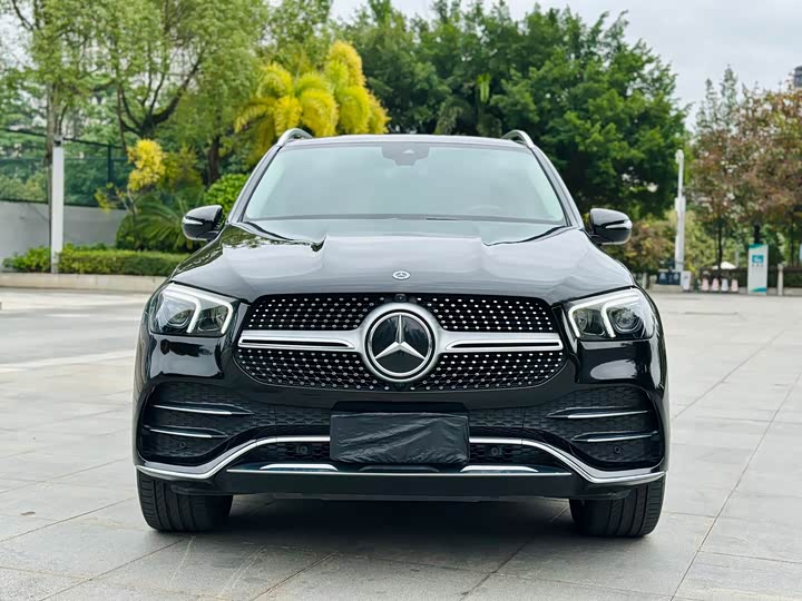 Фото 4 - Mercedes-Benz GLE-Class