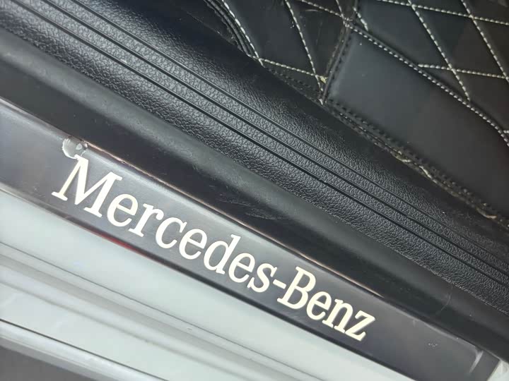 Фото 11 - Mercedes-Benz C-Class