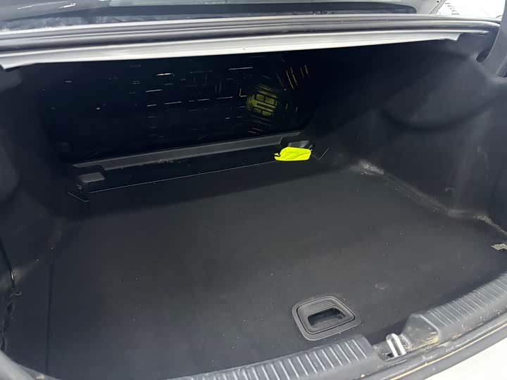 Фото 13 - Mercedes-Benz C-Class