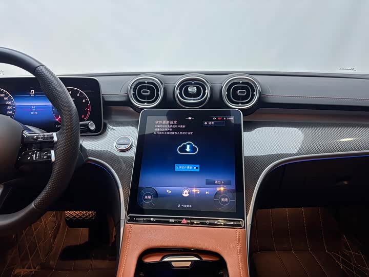 Фото 9 - Mercedes-Benz C-Class