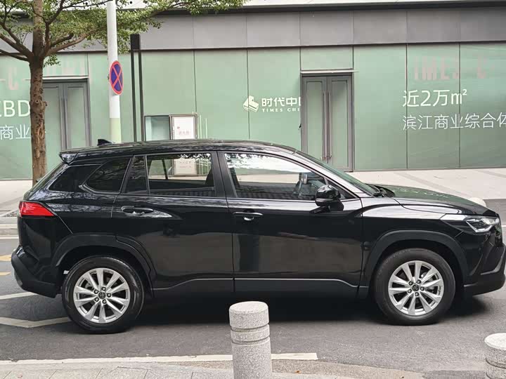 Фото 11 - Toyota Corolla Cross