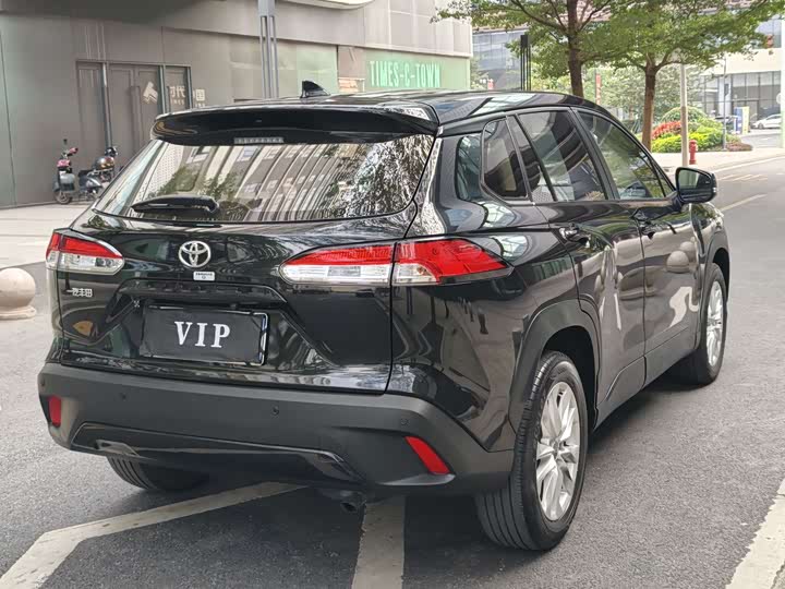 Фото 9 - Toyota Corolla Cross