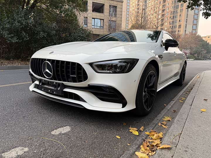 Фото 1 - Mercedes-Benz AMG GT