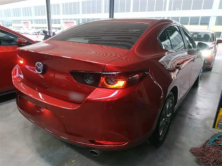 Фото 8 - Mazda 3 (Axela)