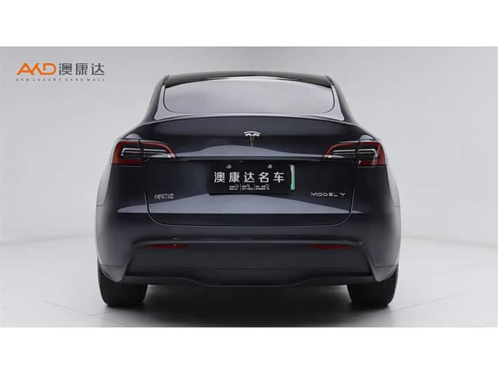 Фото 4 - Tesla Model Y