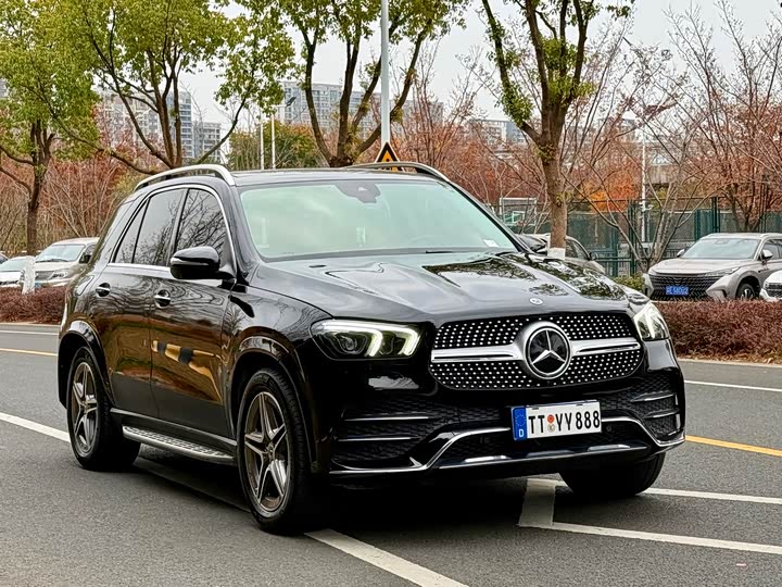 Фото 3 - Mercedes-Benz GLE-Class