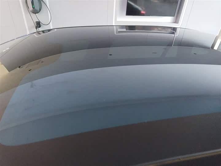 Фото 27 - Hongqi EH7