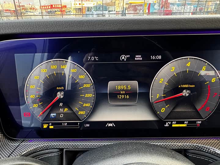 Фото 14 - Mercedes-Benz G-Class