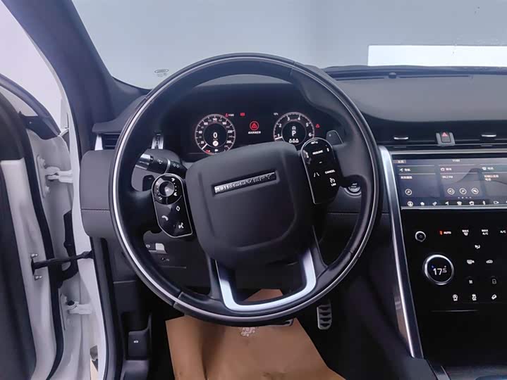 Фото 15 - Land Rover Discovery Sport