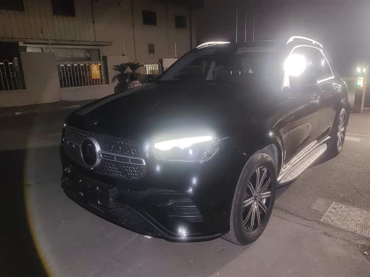 Фото 2 - Mercedes-Benz GLE-Class