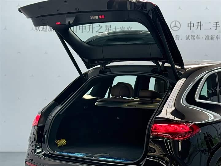 Фото 3 - Mercedes-Benz EQE SUV