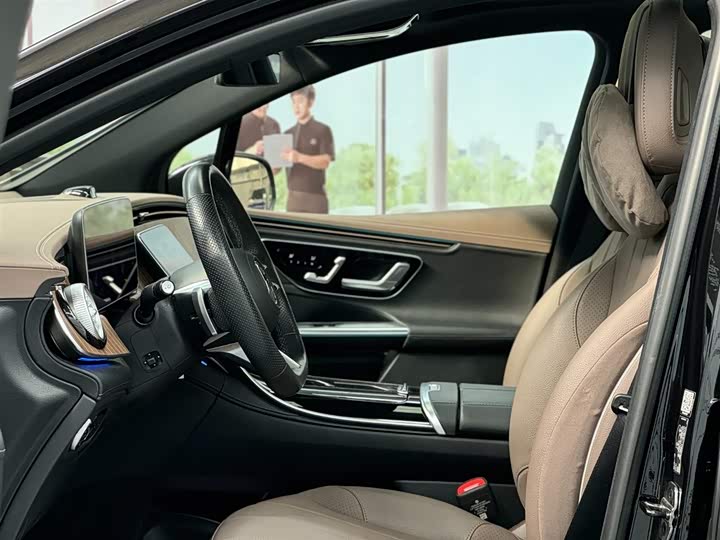 Фото 6 - Mercedes-Benz EQE SUV