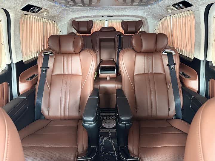 Фото 10 - Mercedes-Benz Vito