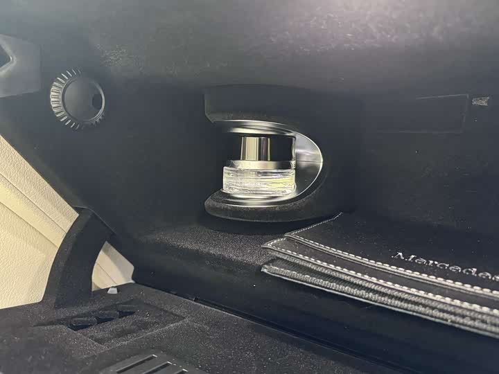 Фото 22 - Mercedes-Benz Maybach S-Class