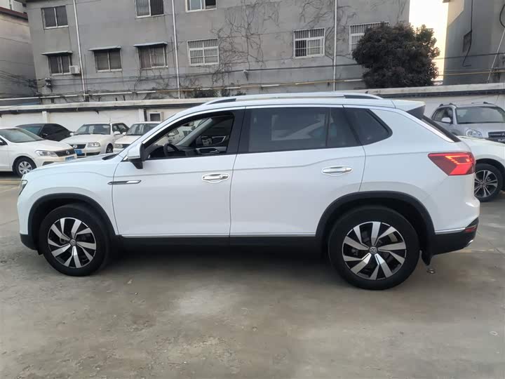 Фото 5 - Volkswagen Tayron