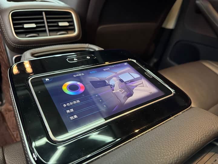 Фото 10 - Mercedes-Benz GLE-Class