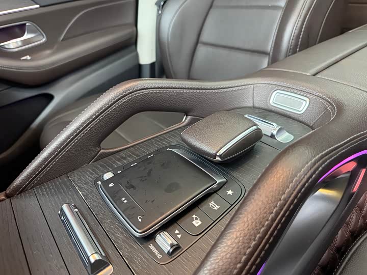 Фото 12 - Mercedes-Benz GLE-Class