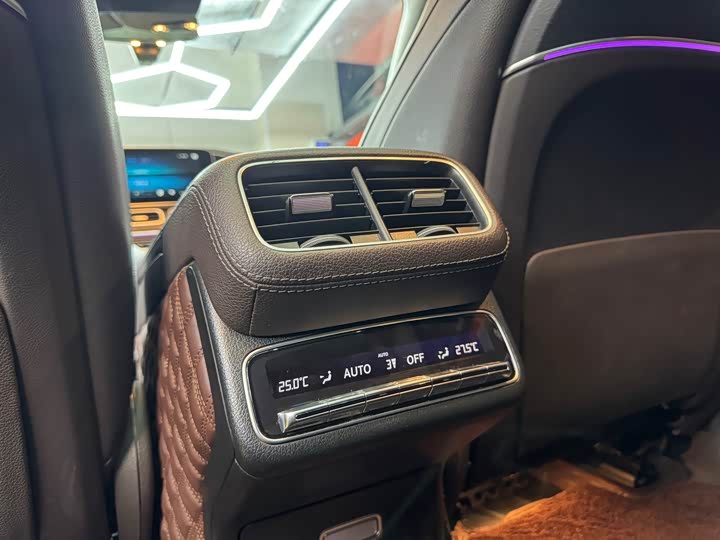 Фото 15 - Mercedes-Benz GLE-Class